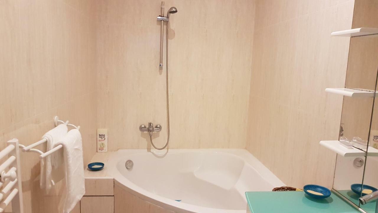 Appartement Cosy Et Lumineux Idealement Place Boulogne-sur-Mer Exteriör bild